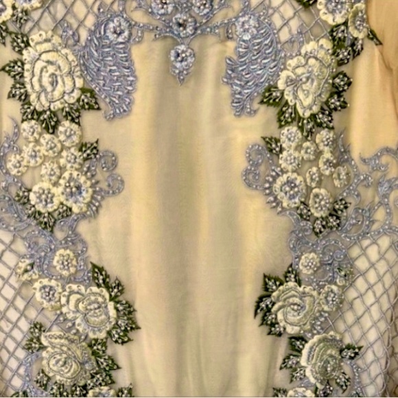 SALE.closing closet. Pakistani designer shalwar kameez -3 pieces - Picture 5 of 7